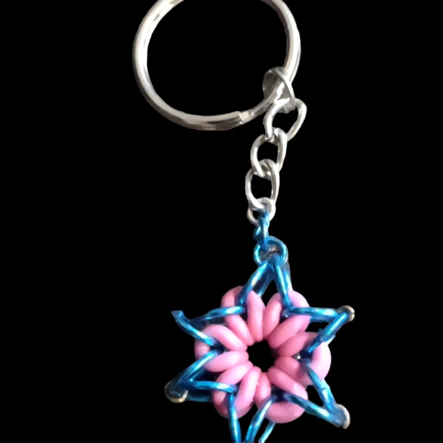 Square knot keychain