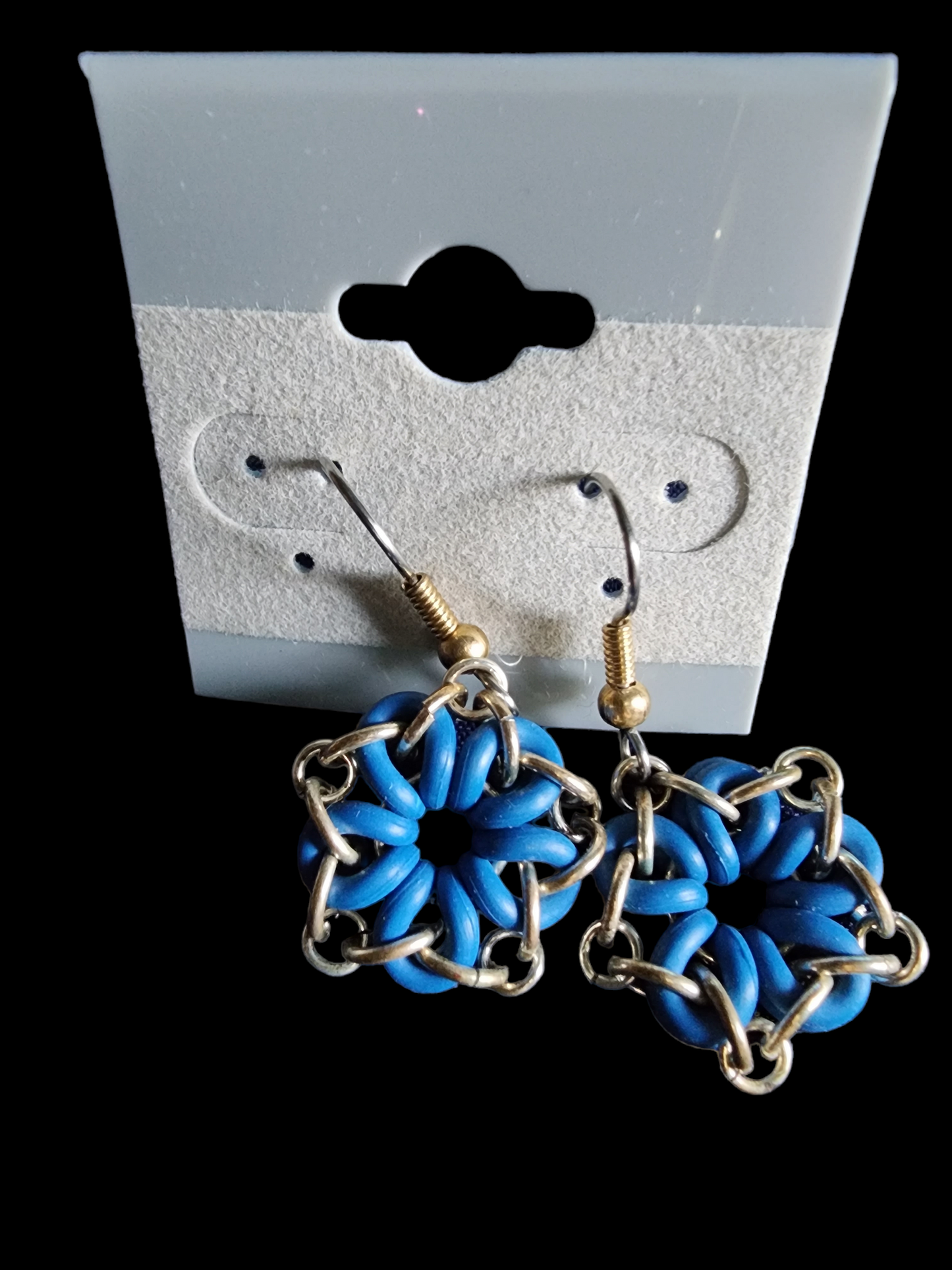 Flower chainmail earrings